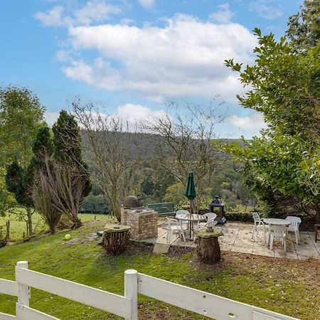 Family Country Cottage With A Private Valley View Scarborough Exterior foto