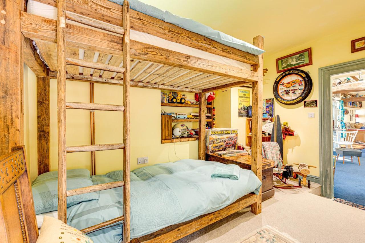 Family Country Cottage With A Private Valley View Scarborough Exterior foto